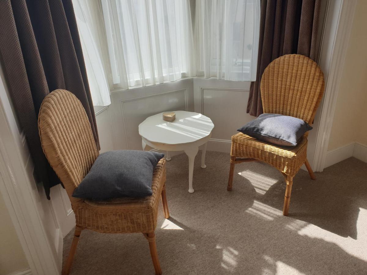 Crofton Guest House ウェーマス エクステリア 写真